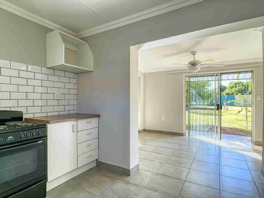 comparison Between a Sliding Door and a French Door